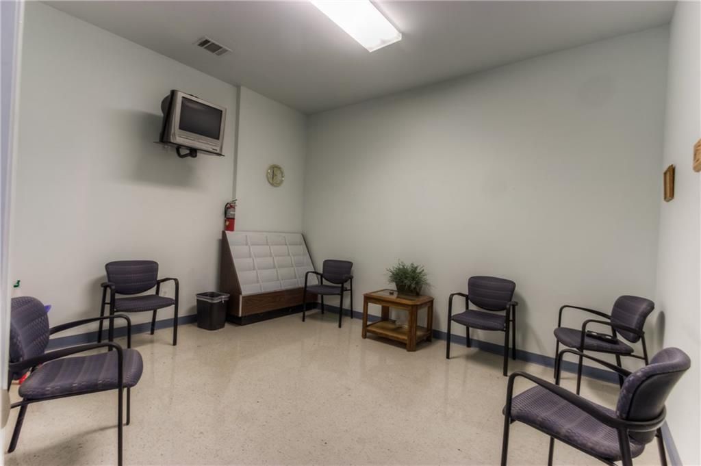 8200 N Interstate 45 Service Rd, Palmer, TX 75152